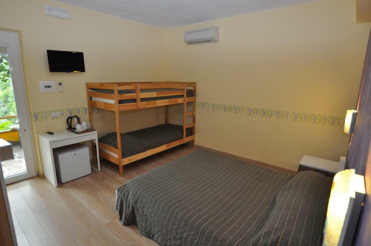 ורנאצה Agriturismo Costa Di Campo מראה חיצוני תמונה
